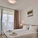 New In Breeze With Panoramic Sea View And Parking Varna