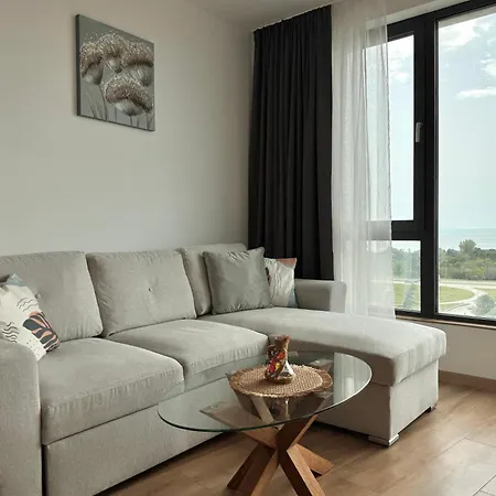 Daire New In Breeze With Panoramic Sea View And Parking *