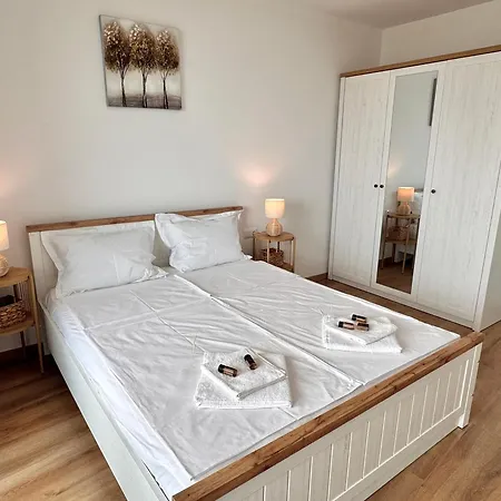 New In Breeze With Panoramic Sea View And Parking * Варна