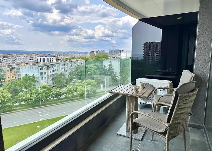 New In Breeze With Panoramic Sea View And Parking * Varna